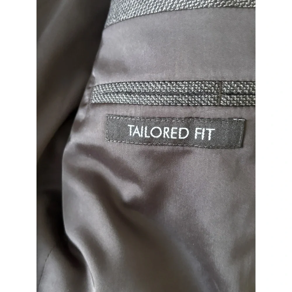 Jos A Bank Traveler Travel Tech Blazer 39R Tailored Fit Gray Wool Blend 39R NWT